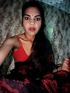 Snapshot of PRACHI-743 chatting on October 2025 01:04:02 AM PRACHI-743 online show from October 2025 01:04:02 AM