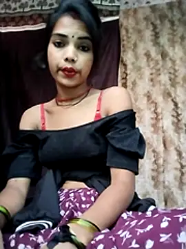 Snapshot of PRACHI-743 chatting on December 2025 02:06:01 AM PRACHI-743 online show from December 2025 02:06:01 AM