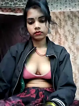 Snapshot of PRACHI-743 chatting on December 2025 02:05:02 AM PRACHI-743 online show from December 2025 02:05:02 AM