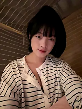 Tramy xx online show from October 2025 03:41:02 AM