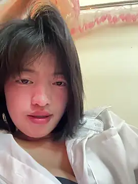 Tramy xx online show from February 2026 12:05:01 PM