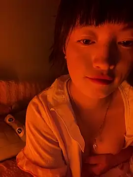 Tramy xx online show from June 2026 05:19:01 PM