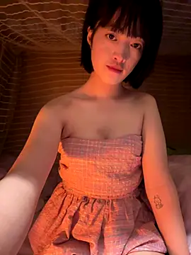 Tramy xx online show from October 2025 02:07:01 PM