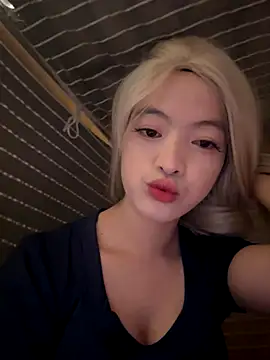 Tramy xx online show from October 2025 03:38:02 AM