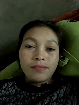 Snapshot of Halyy_xx chatting on October 2025 06:03:02 AM Halyy xx online show from October 2025 06:03:02 AM