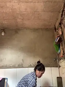 Snapshot of Halyy_xx chatting on October 2025 01:04:02 AM Halyy xx online show from October 2025 01:04:02 AM