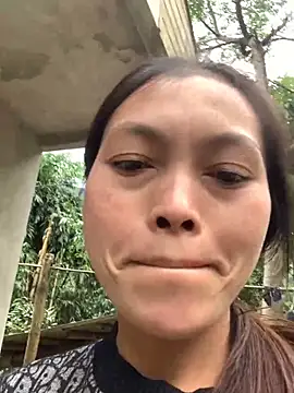 Snapshot of Halyy_xx chatting on October 2025 04:21:02 AM Halyy xx online show from October 2025 04:21:02 AM