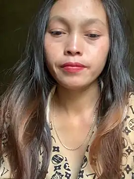 Snapshot of Halyy_xx chatting on October 2025 07:10:02 AM Halyy xx online show from October 2025 07:10:02 AM