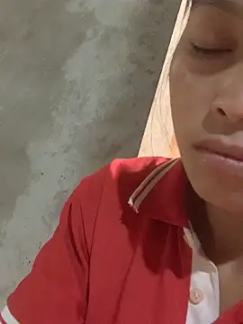 Snapshot of Halyy_xx chatting on October 2025 03:14:01 AM Halyy xx online show from October 2025 03:14:01 AM