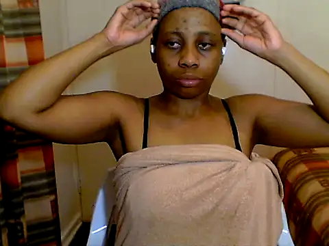 Bustygoddess2525 online show from October 2025 07:58:01 PM