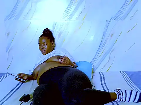 Snapshot of best_frnd chatting on December 2025 08:20:02 AM best frnd online show from December 2025 08:20:02 AM