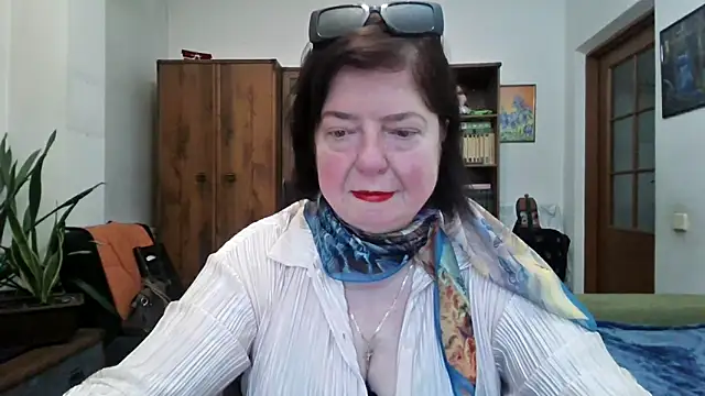 Violet Pulse online show from March 2026 03:02:01 PM