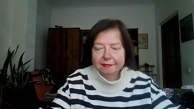 Violet Pulse online show from October 2025 09:00:01 AM