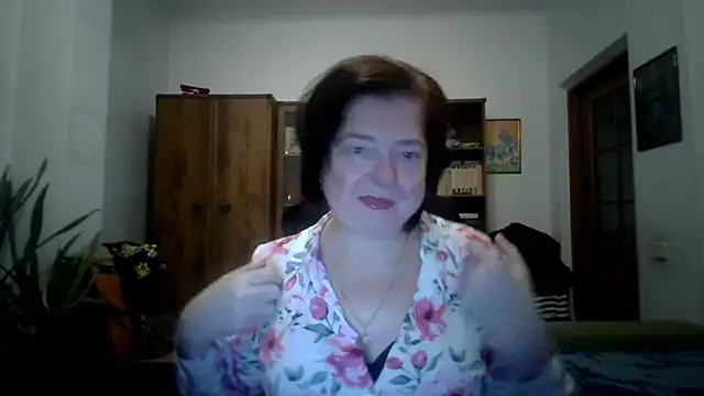 Snapshot of Violet_Pulse chatting on December 2025 02:16:02 PM Violet Pulse online show from December 2025 02:16:02 PM