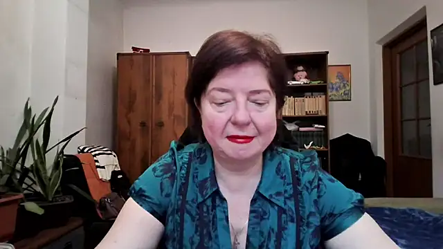 Violet Pulse online show from February 2026 07:05:01 AM