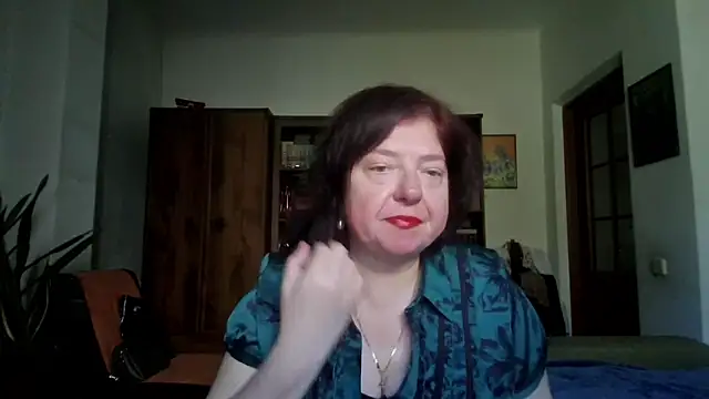 Violet Pulse online show from May 2026 01:04:01 PM