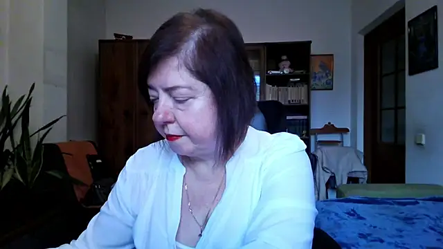 Violet Pulse online show from January 2026 12:53:02 PM