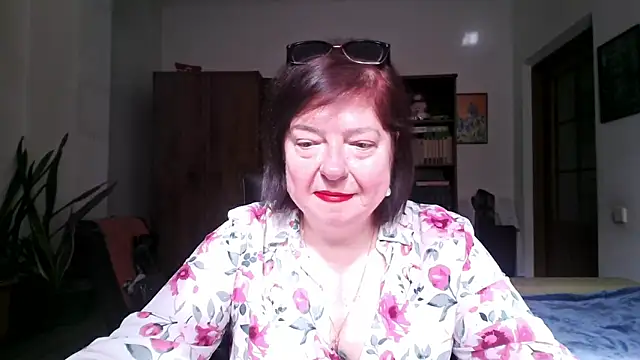 Violet Pulse online show from April 2026 07:26:02 AM