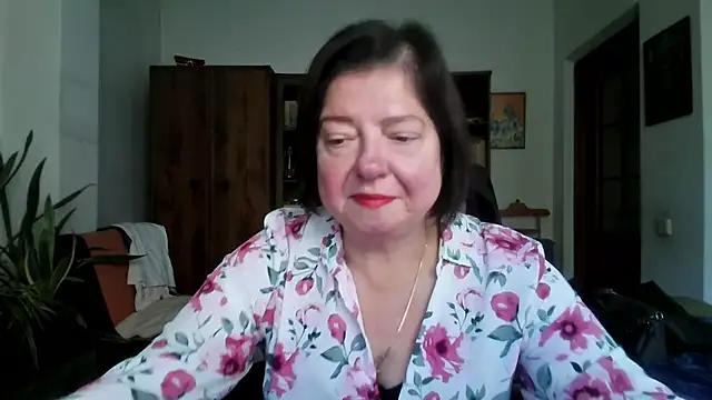 Snapshot of Violet_Pulse chatting on October 2025 10:14:02 AM Violet Pulse online show from October 2025 10:14:02 AM