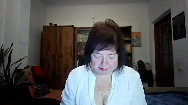 Violet Pulse online show from December 2025 07:49:02 PM