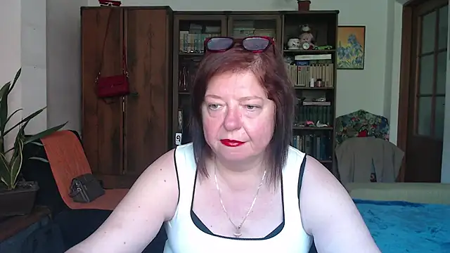 Snapshot of Violet_Pulse chatting on June 2026 11:54:02 AM Violet Pulse online show from June 2026 11:54:02 AM