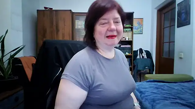 Violet Pulse online show from May 2026 05:39:02 PM