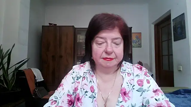 Violet Pulse online show from April 2026 01:40:01 PM