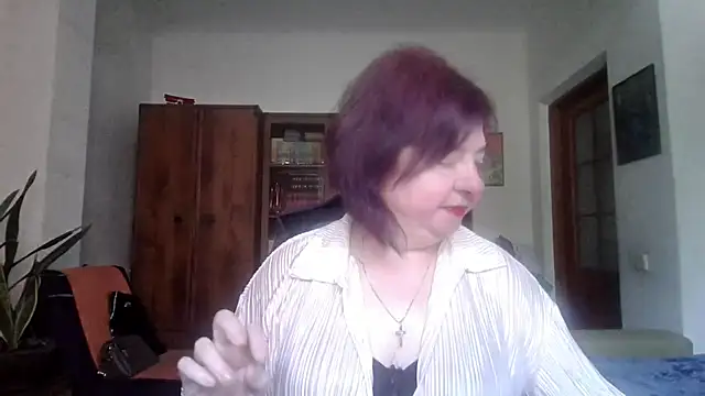 Violet Pulse online show from May 2026 10:24:01 AM