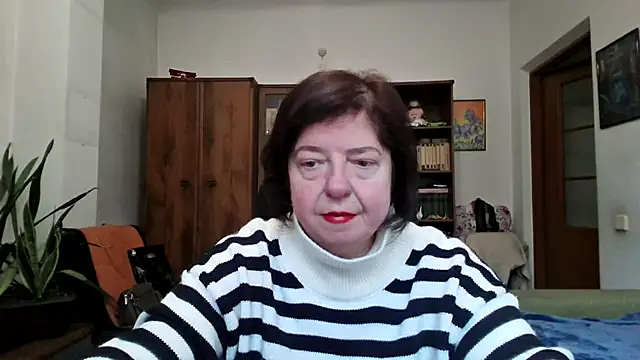 Violet Pulse online show from February 2026 12:12:01 PM