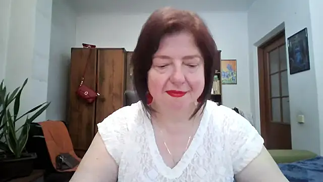 Snapshot of Violet_Pulse chatting on June 2026 12:35:02 PM Violet Pulse online show from June 2026 12:35:02 PM