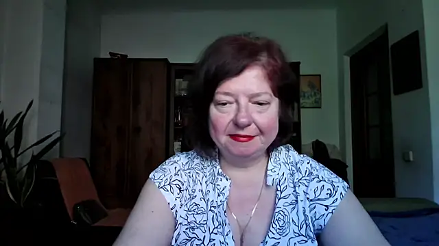 Violet Pulse online show from May 2026 12:22:02 PM