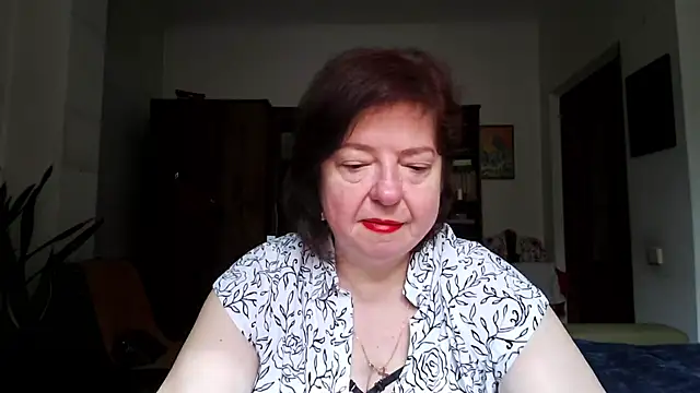 Snapshot of Violet_Pulse chatting on June 2026 06:34:01 AM Violet Pulse online show from June 2026 06:34:01 AM