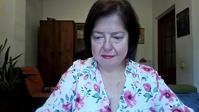 Snapshot of Violet_Pulse chatting on November 2025 12:43:02 PM Violet Pulse online show from November 2025 12:43:02 PM