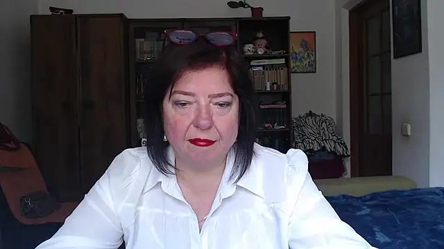 Snapshot of Violet_Pulse chatting on July 2026 08:21:01 AM Violet Pulse online show from July 2026 08:21:01 AM