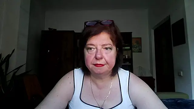 Snapshot of Violet_Pulse chatting on June 2026 10:13:01 AM Violet Pulse online show from June 2026 10:13:01 AM