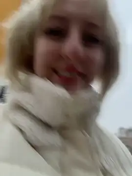 RonnieKiss online show from April 2026 11:33:01 AM