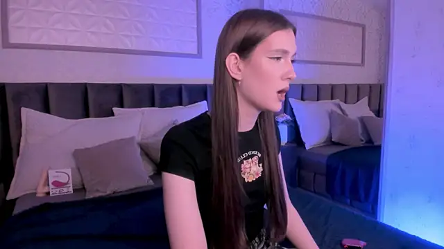 babyy gloria online show from November 2025 03:18:01 PM