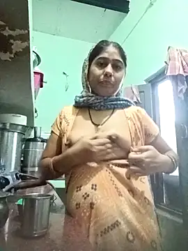 Cute-Charvii online show from April 2026 01:19:01 AM