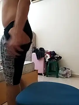 VIncent mimi online show from November 2025 04:39:02 AM