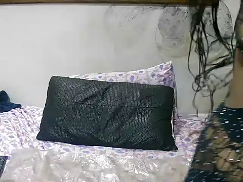 BootyQueenxx12 online show from September 2025 10:22:02 AM