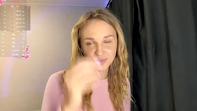 Snapshot of TanekaBoitel chatting on September 2025 10:43:02 AM TanekaBoitel online show from September 2025 10:43:02 AM