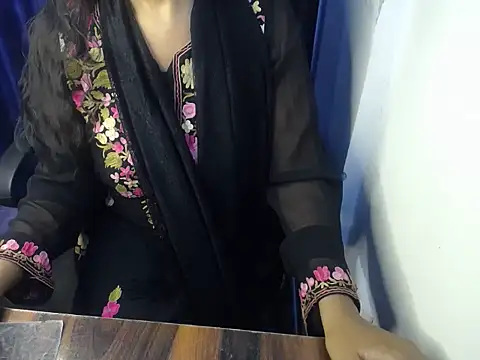 Snapshot of priya_gupta7 chatting on October 2025 09:42:02 AM priya gupta7 online show from October 2025 09:42:02 AM