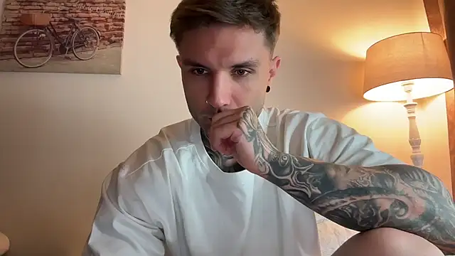 Larsskeet online show from October 2025 01:15:02 PM