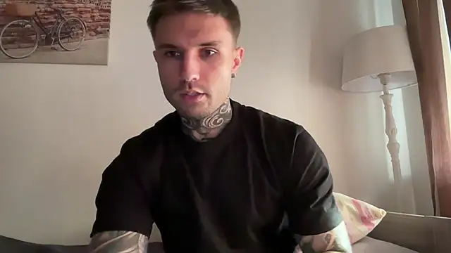 Larsskeet online show from October 2025 02:18:01 PM