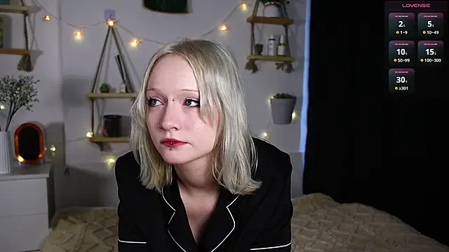 ArcticaRyder online show from October 2025 07:09:01 AM