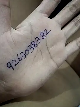 JassiKumari02 online show from November 2025 06:46:02 PM