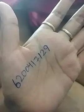 JassiKumari02 online show from April 2026 07:20:01 PM