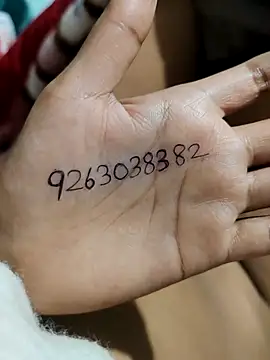 JassiKumari02 online show from November 2025 02:37:02 AM