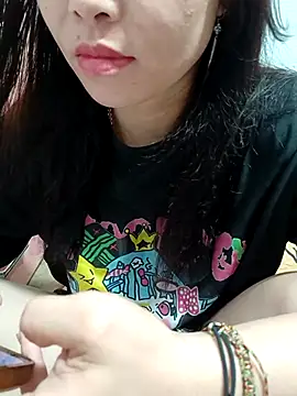 Snapshot of Minssara20 chatting on November 2025 11:48:01 AM Minssara20 online show from November 2025 11:48:01 AM