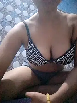 Snapshot of Adadhana_Cam chatting on September 2025 03:08:01 PM Adadhana Cam online show from September 2025 03:08:01 PM